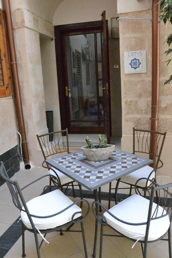Ortys Casa Vacanze Syrakus Exterior foto